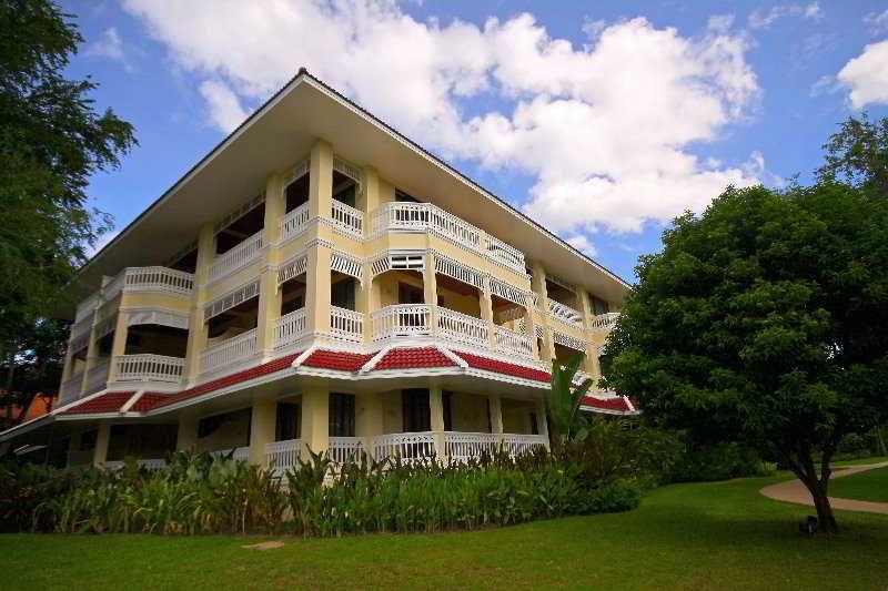 Dheva Mantra Resort Kanchanaburi Exterior photo